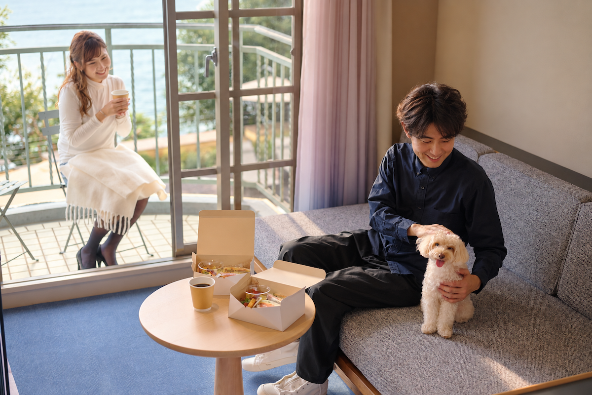Dog Friendly Room Dining04